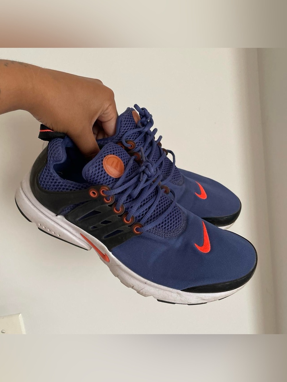 Youth 6Y Nike Presto blue and Orange Athletic Sneakers - Lightweight Trainer